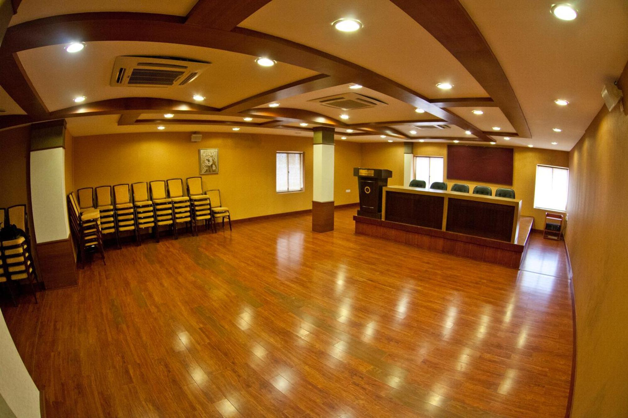 โรงแรมพาราเมาท์ ทาวเวอร์ โคชิโคด ภายนอก รูปภาพ